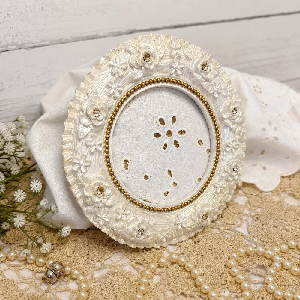Vtg Style White Floral Round Picture Frame Cottage Decor Rhinestone Gold Accents